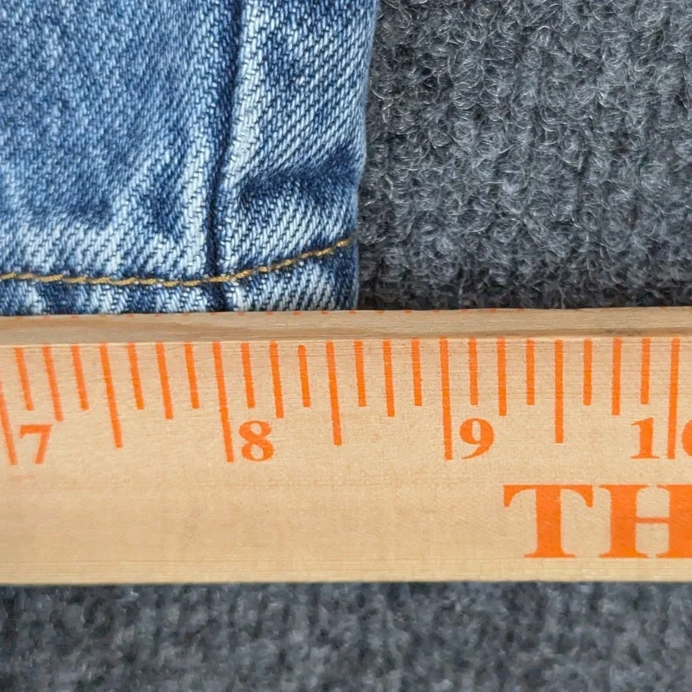 Levis levi 560